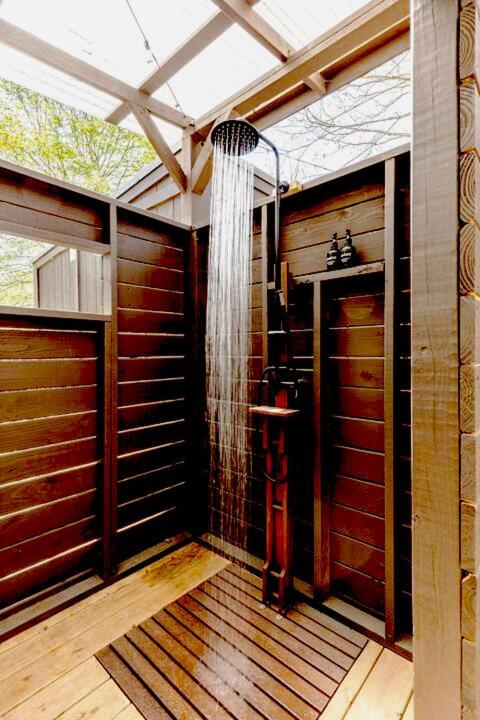 Couples Retreat: King Bed:Hot Tub:Firepit & More Blue Ridge Exterior photo